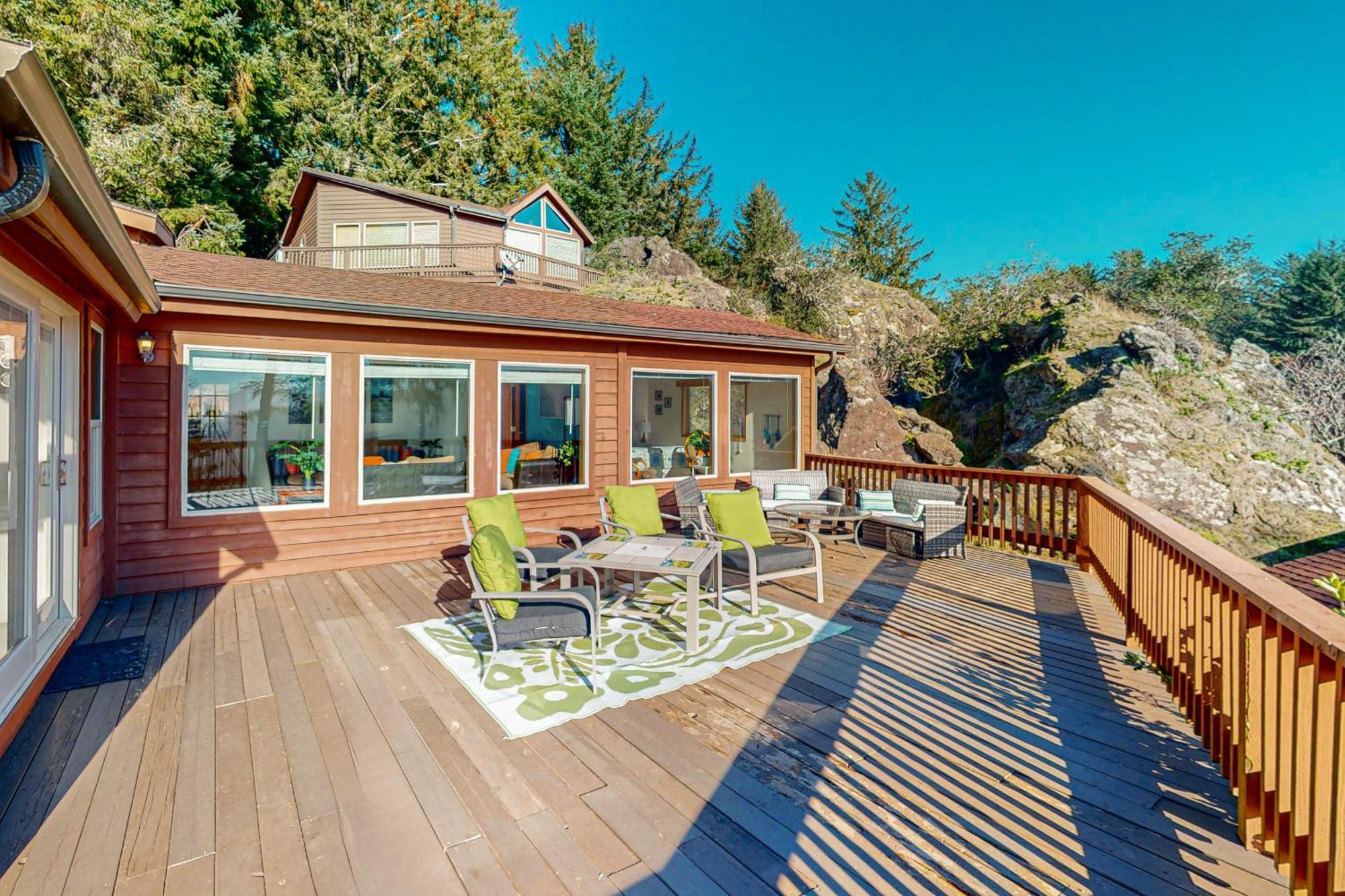 Sea Wolf Villa Carpenterville Exterior photo
